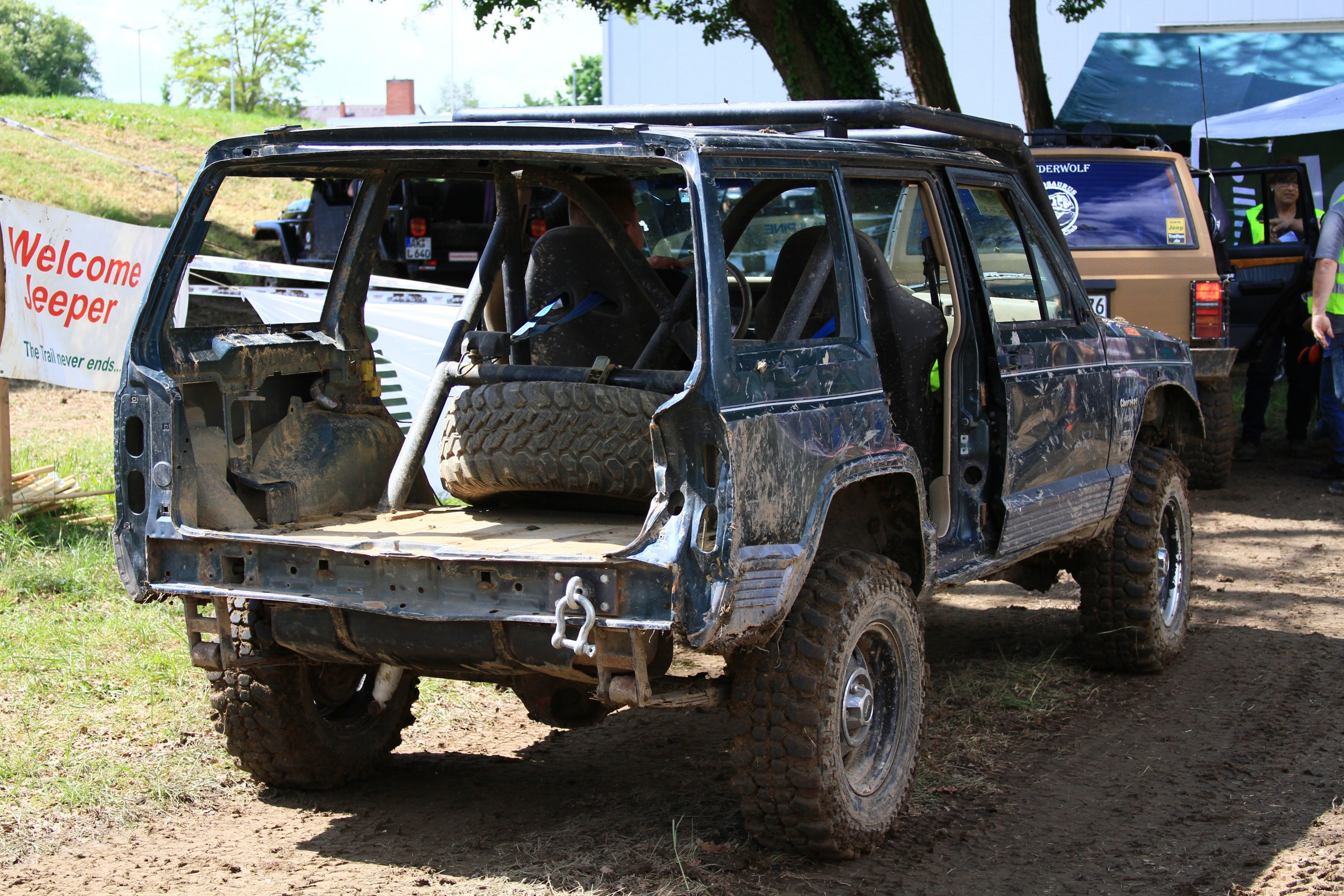 Cherokee XJ - jetzt auch ohne Straßenzulassung