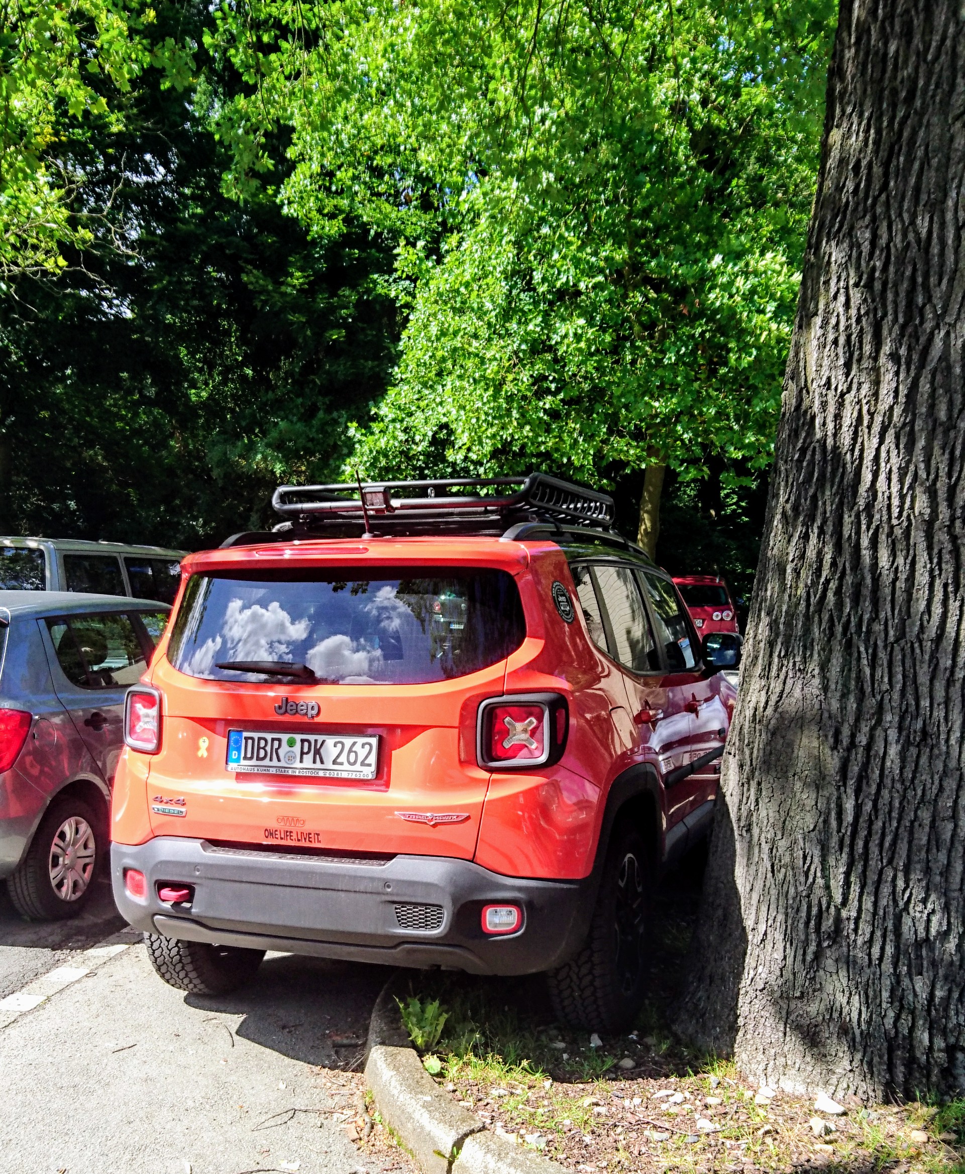 Sonder-Parkplatz für Jeeps