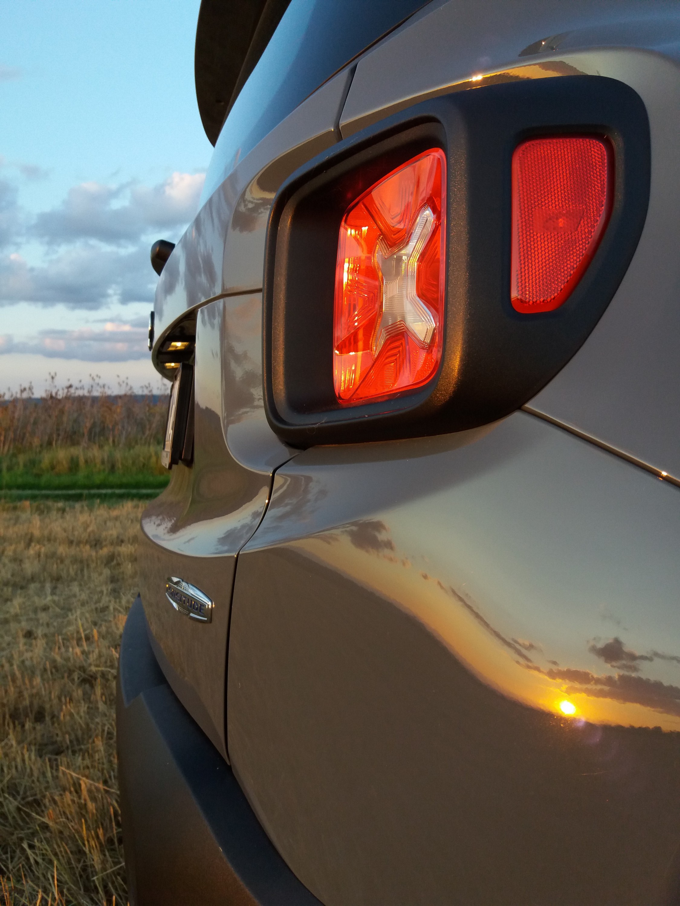 Renegade Impressionen im Abendlicht