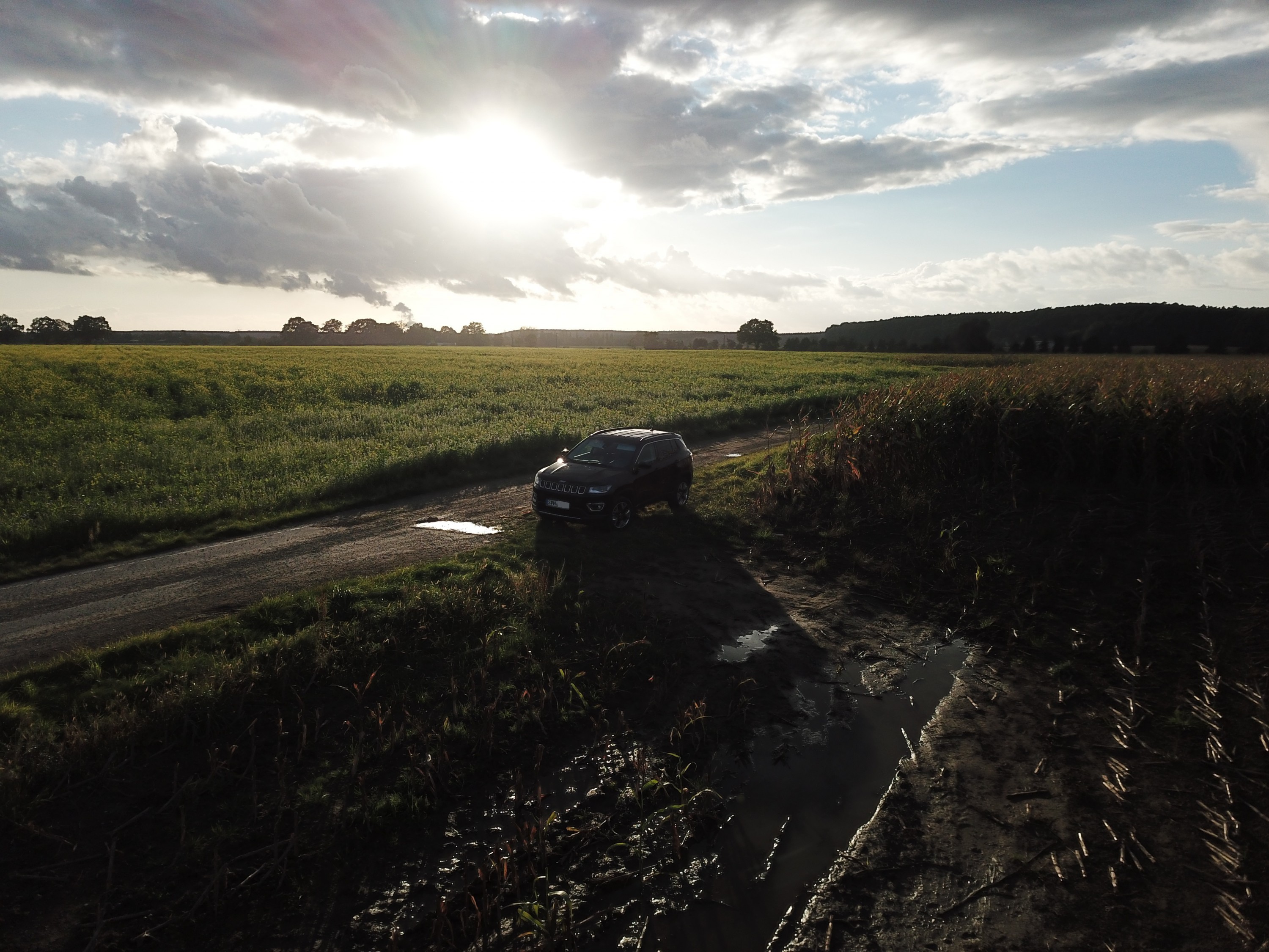 Mein Jeep beim Sonnenuntergang