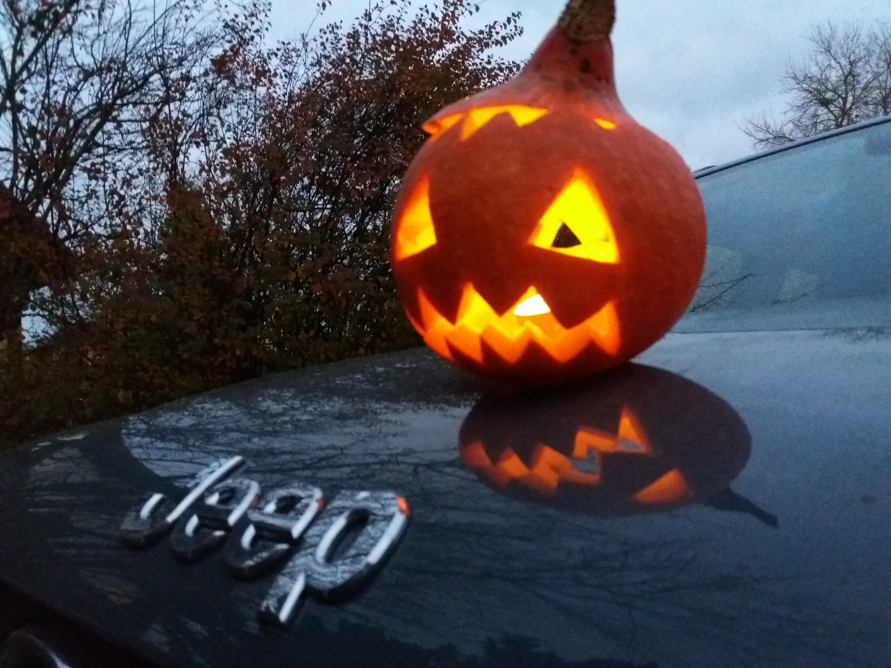 Halloween und Jeep