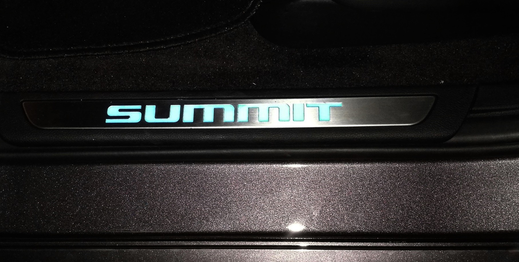 Grand Cherokee 3.0D Summit aus der Schweiz