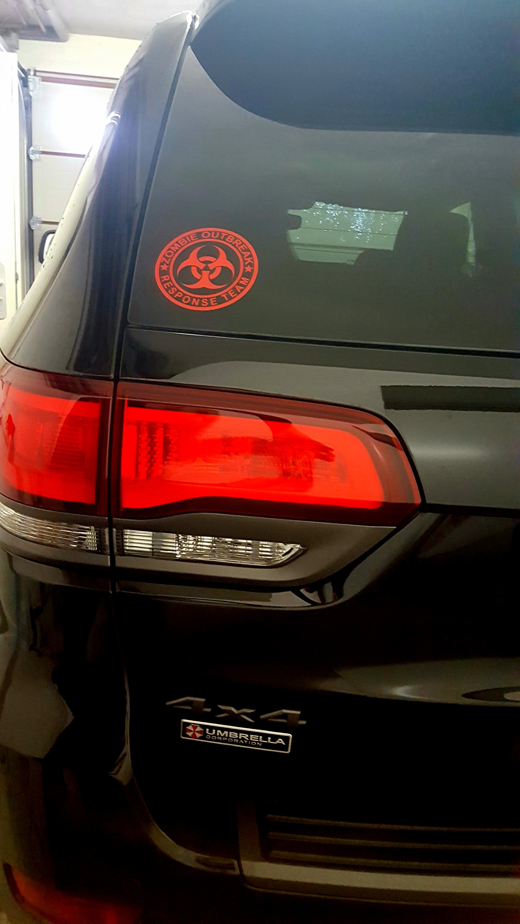 Ich hab zu viel Resident Evil Filme gekuckt lol :-D