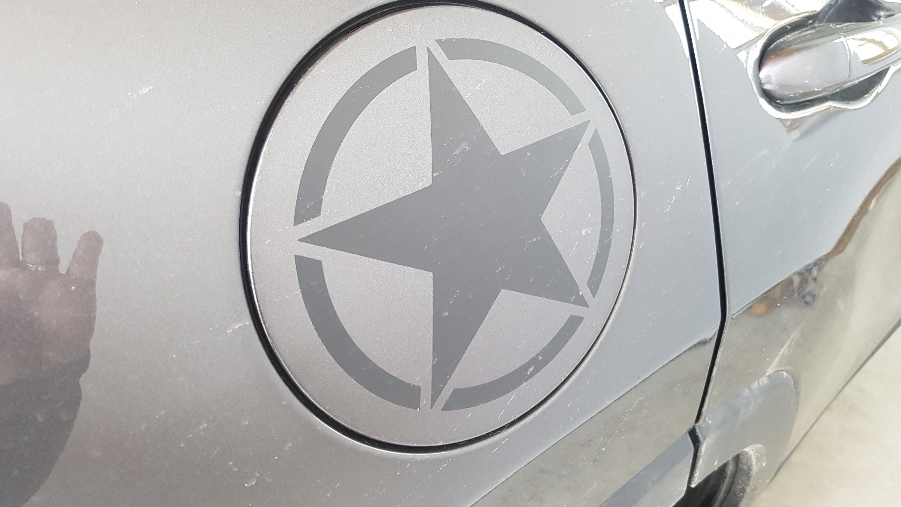 Wintertest haben alle Aufkleber gut bestanden. Die Folie is gut!