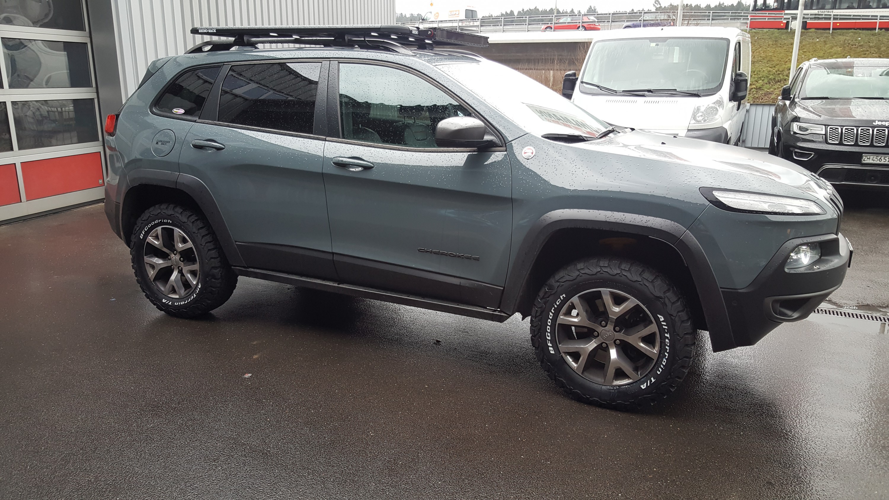 Artgerechte Pneus montiert