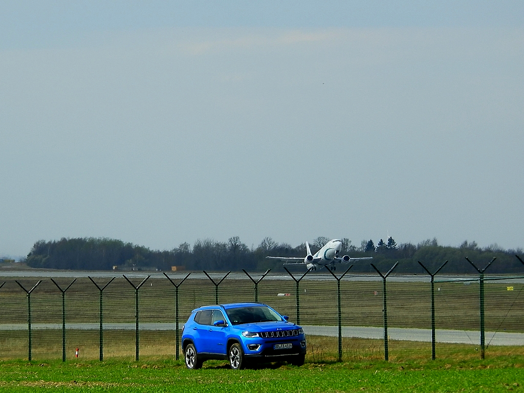 Tailwind Airlines Dresden Airport