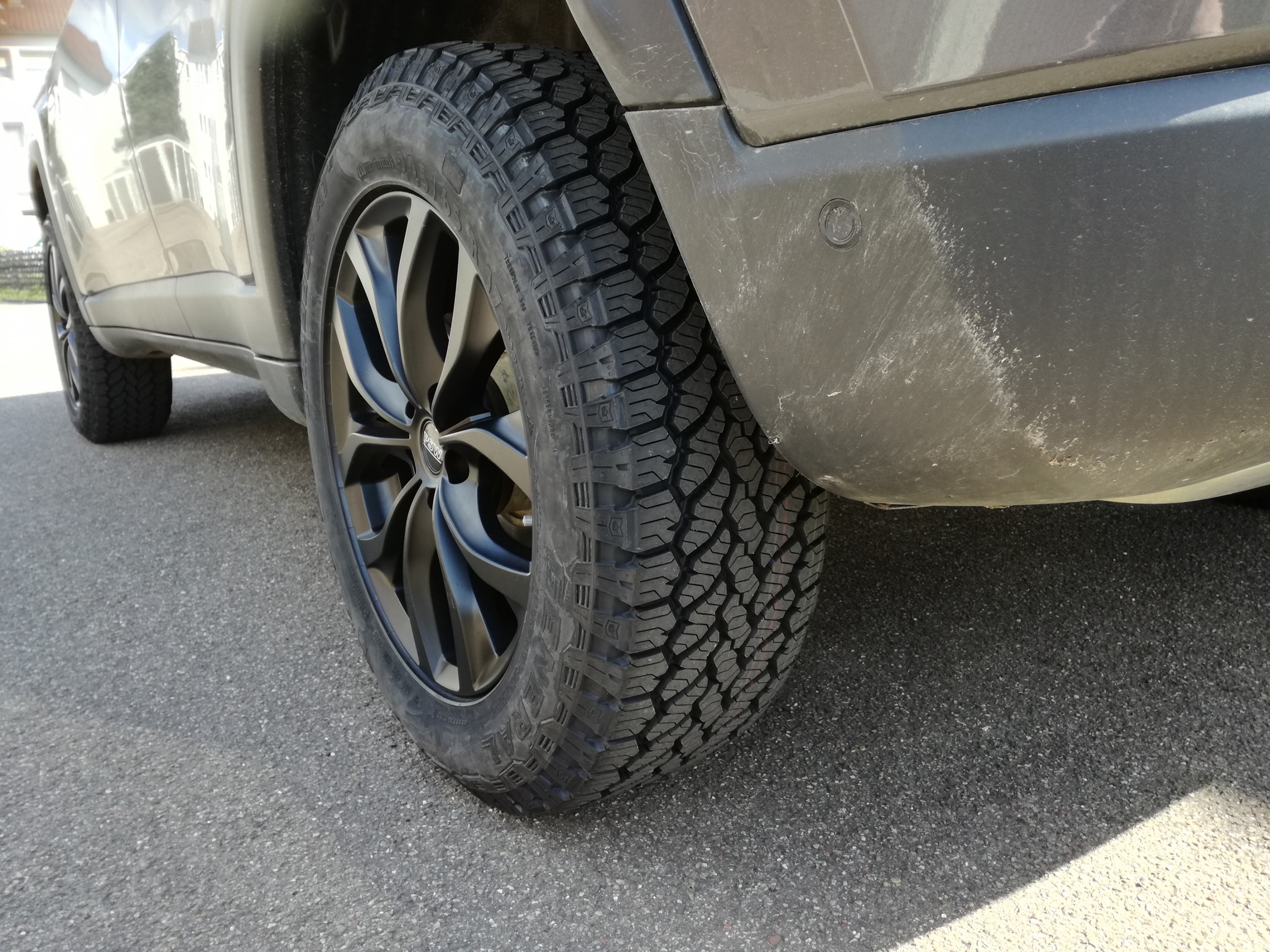 Commpass hat Bergstiefel bekommen.