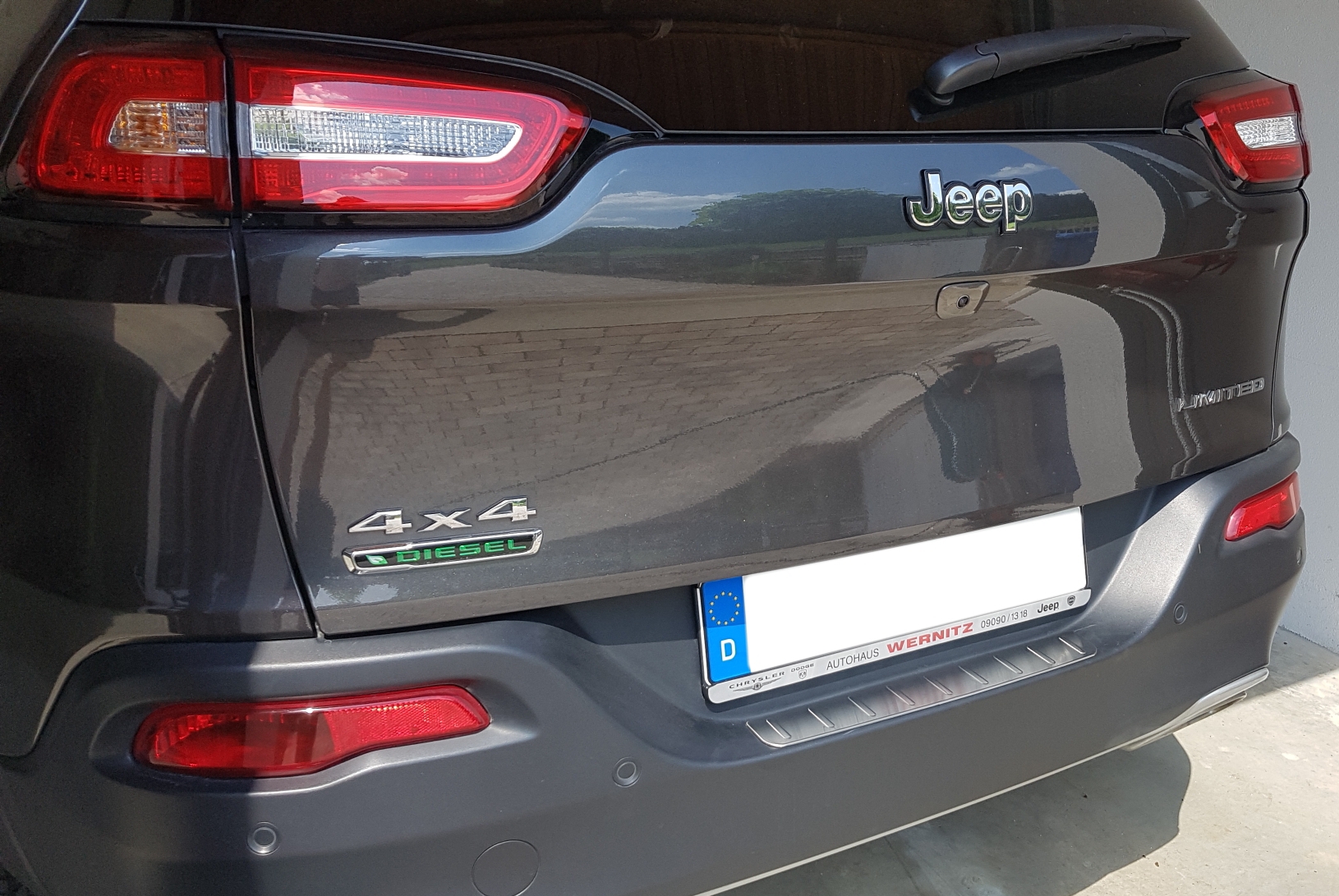 Metallleiste auf Heckstoßfänger