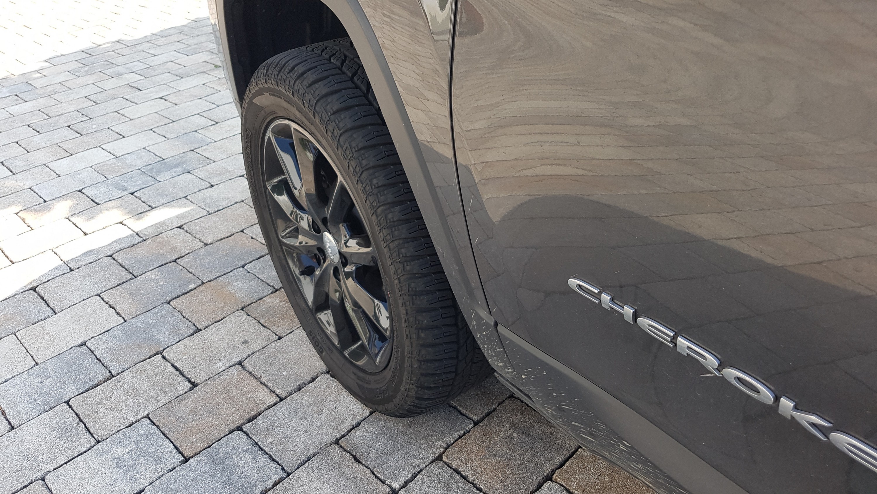 Geolandar A-T und Original 18" Felgen pulverbeschichtet