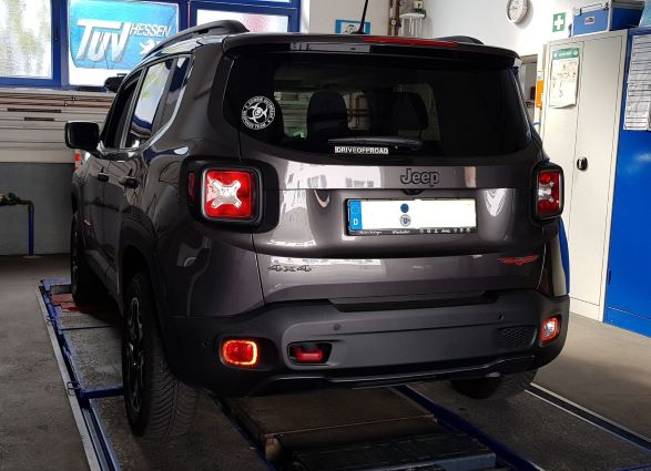 48 mm Spurverbreiterung je Achse sind jetzt vorne und hinten drauf...