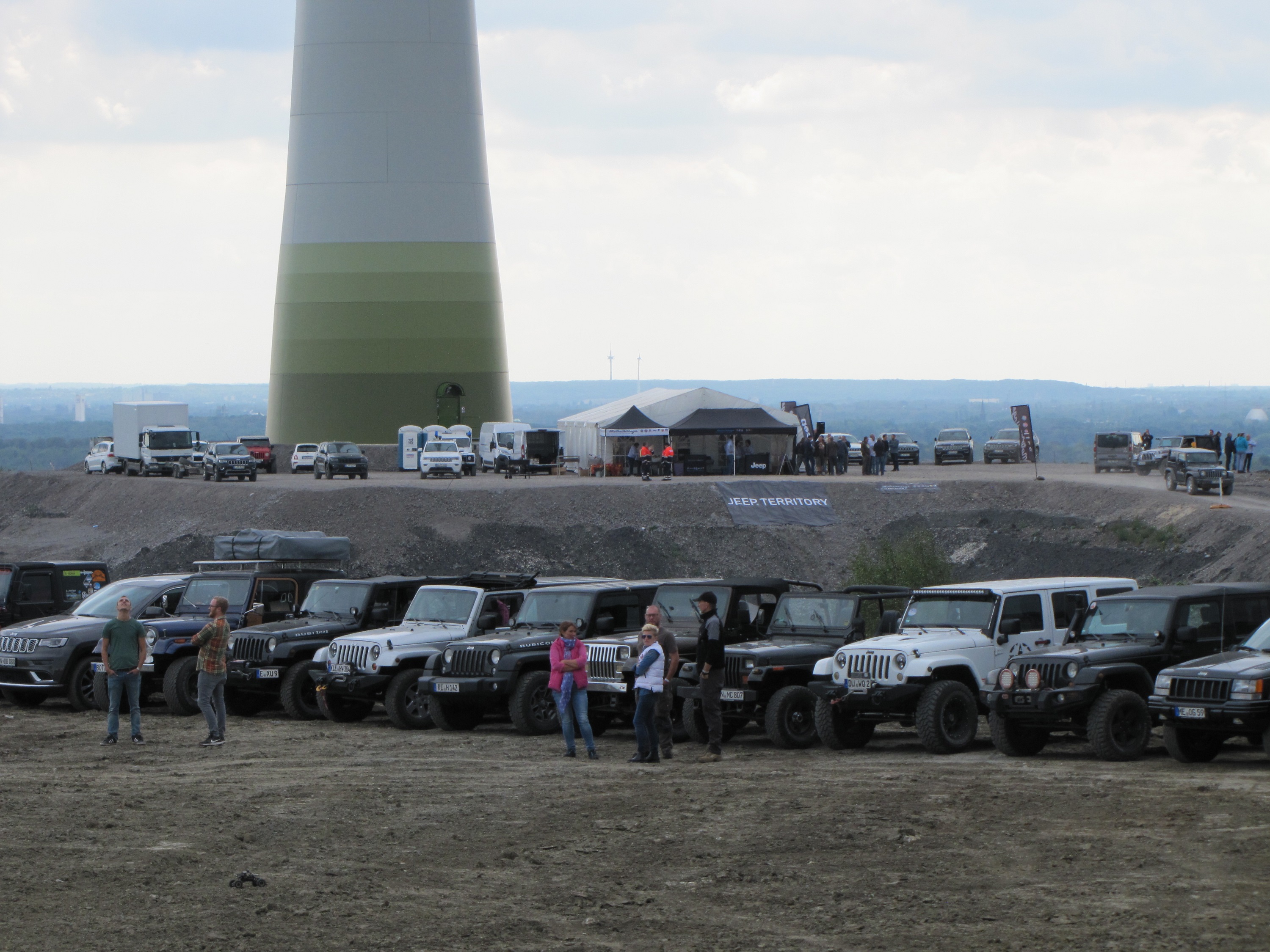 Da gibts Service für die Zwei- und Vierbeiner