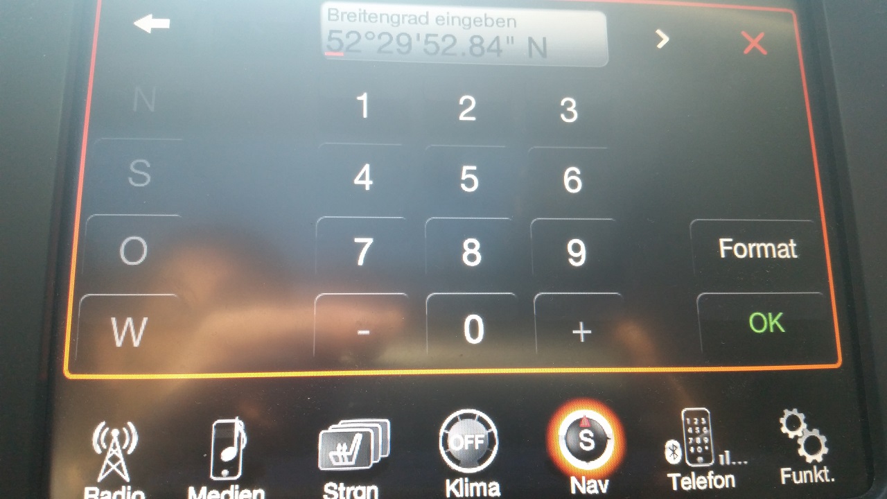 Sonderziele über das uConnect ansteuern (Stadt ohne Strasse, Geo-Koordinaten und direkt auf Karte)