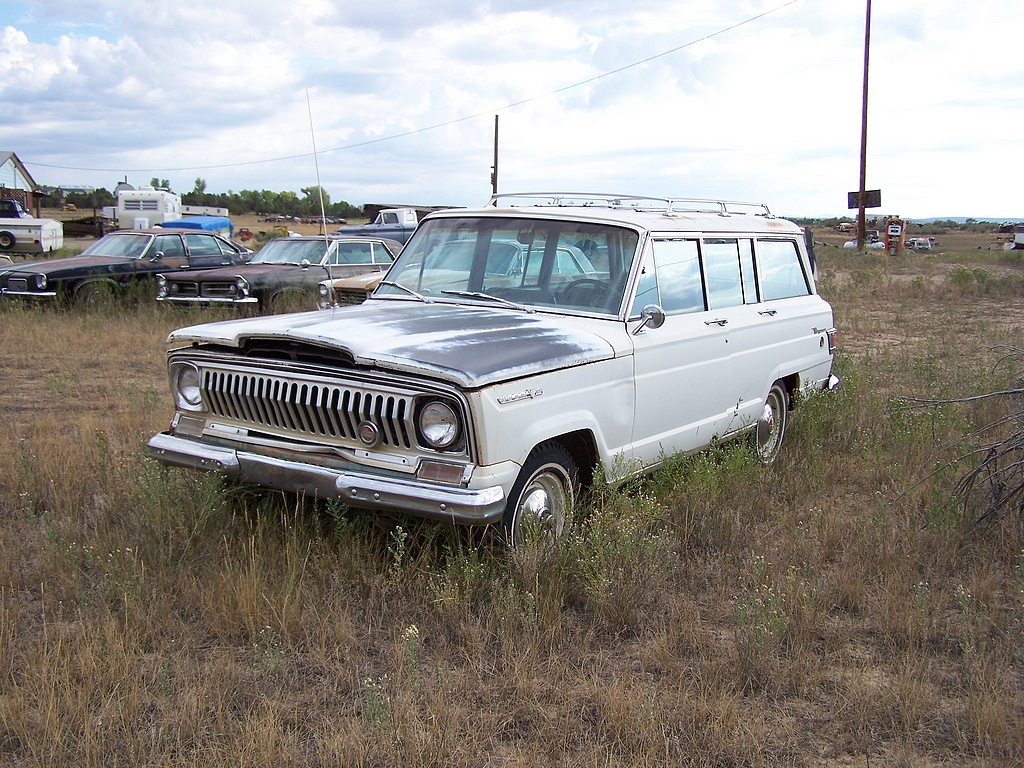 1967 Jeep Wagoneer