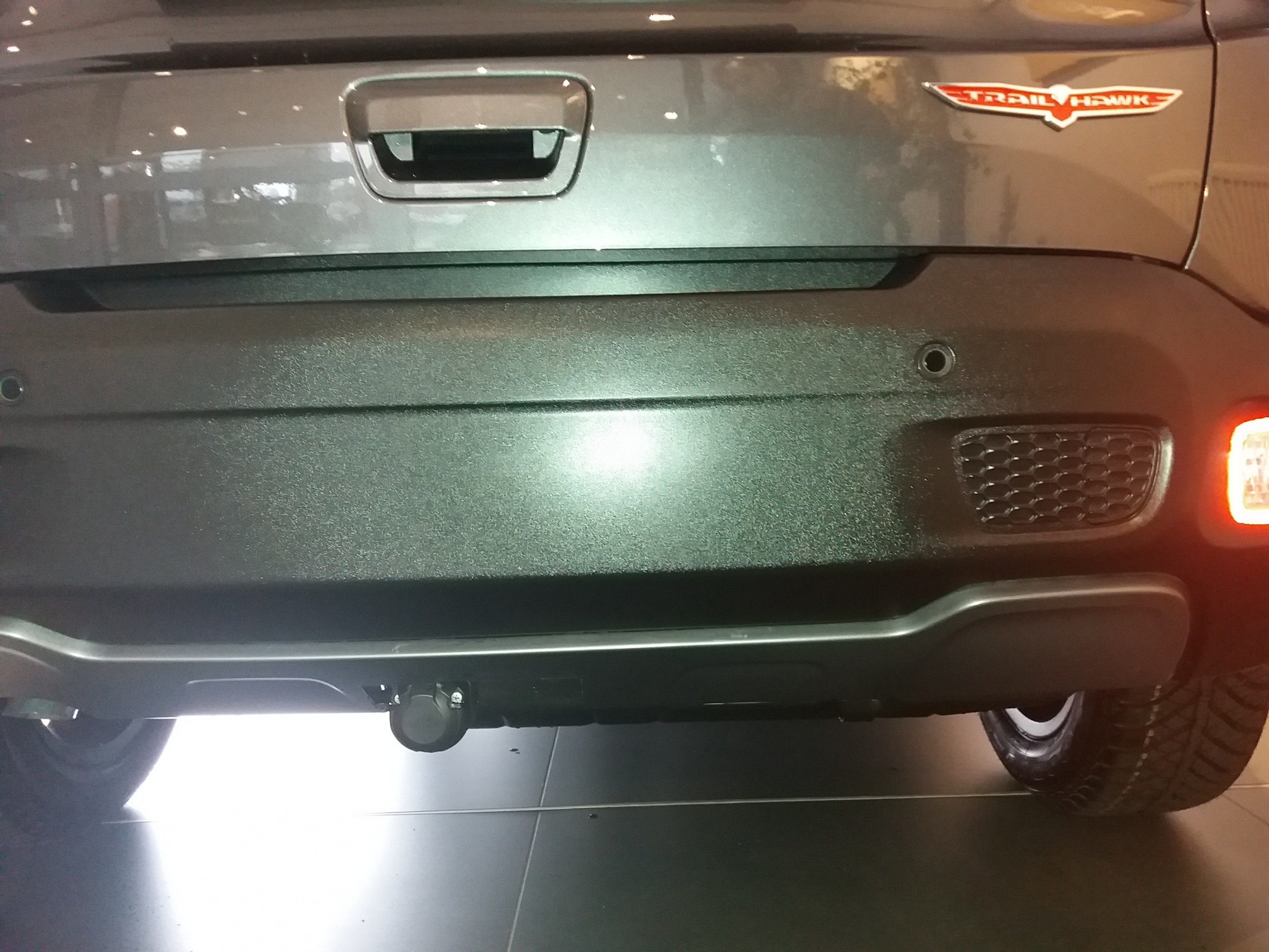 AHK für Jeep Renegade Trailhawk von UMBRA