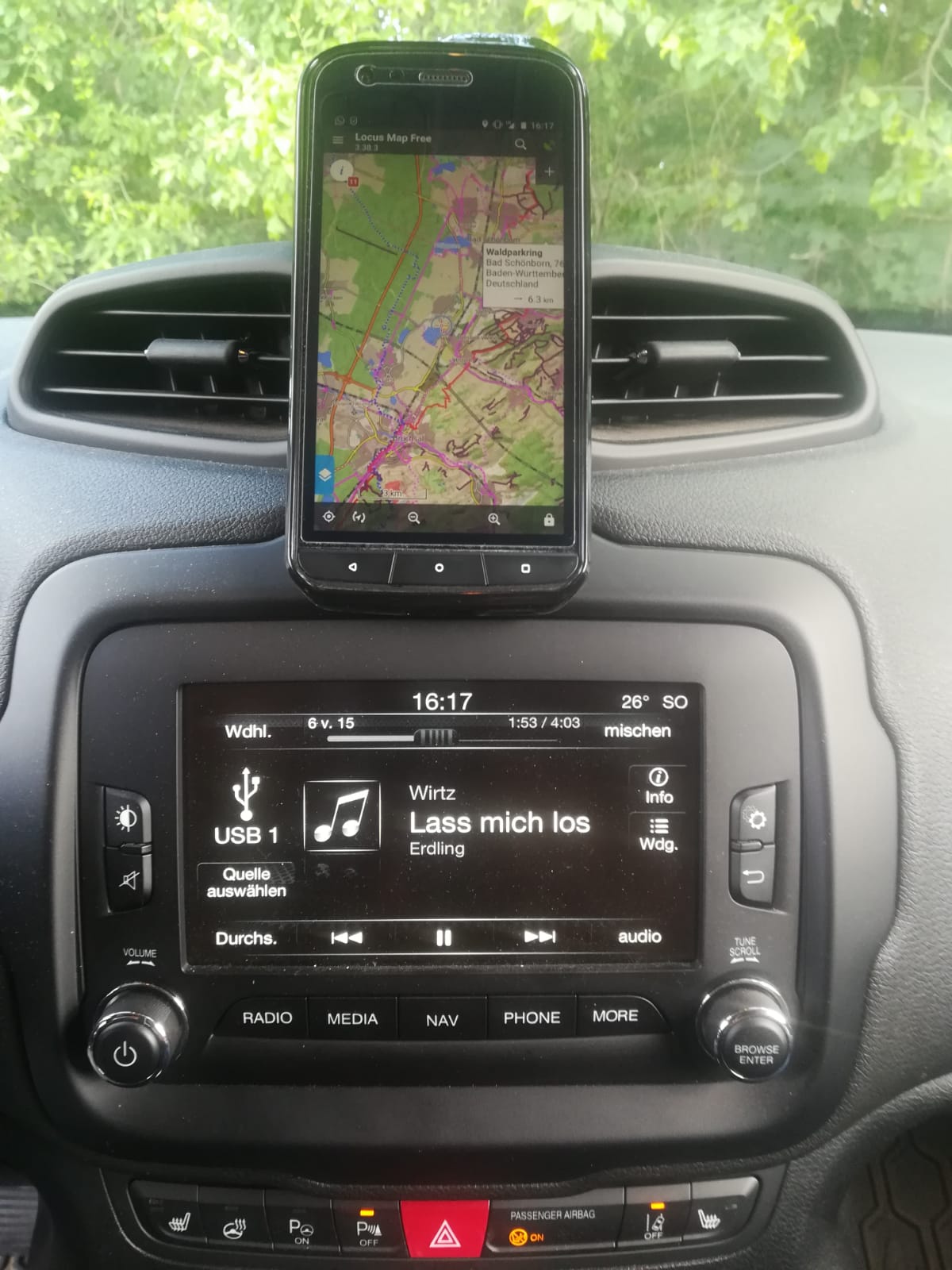 Neues Spielzeug im Spielzeug