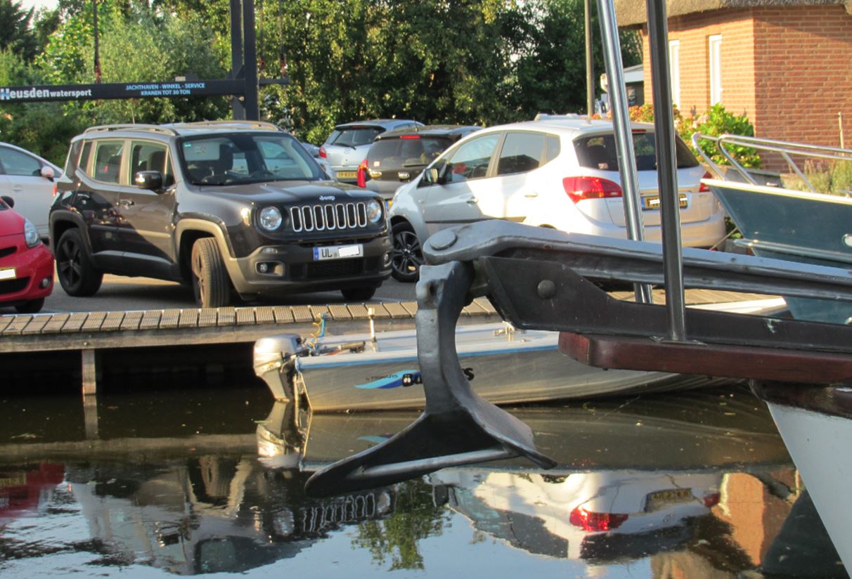 Jeep am Hafen