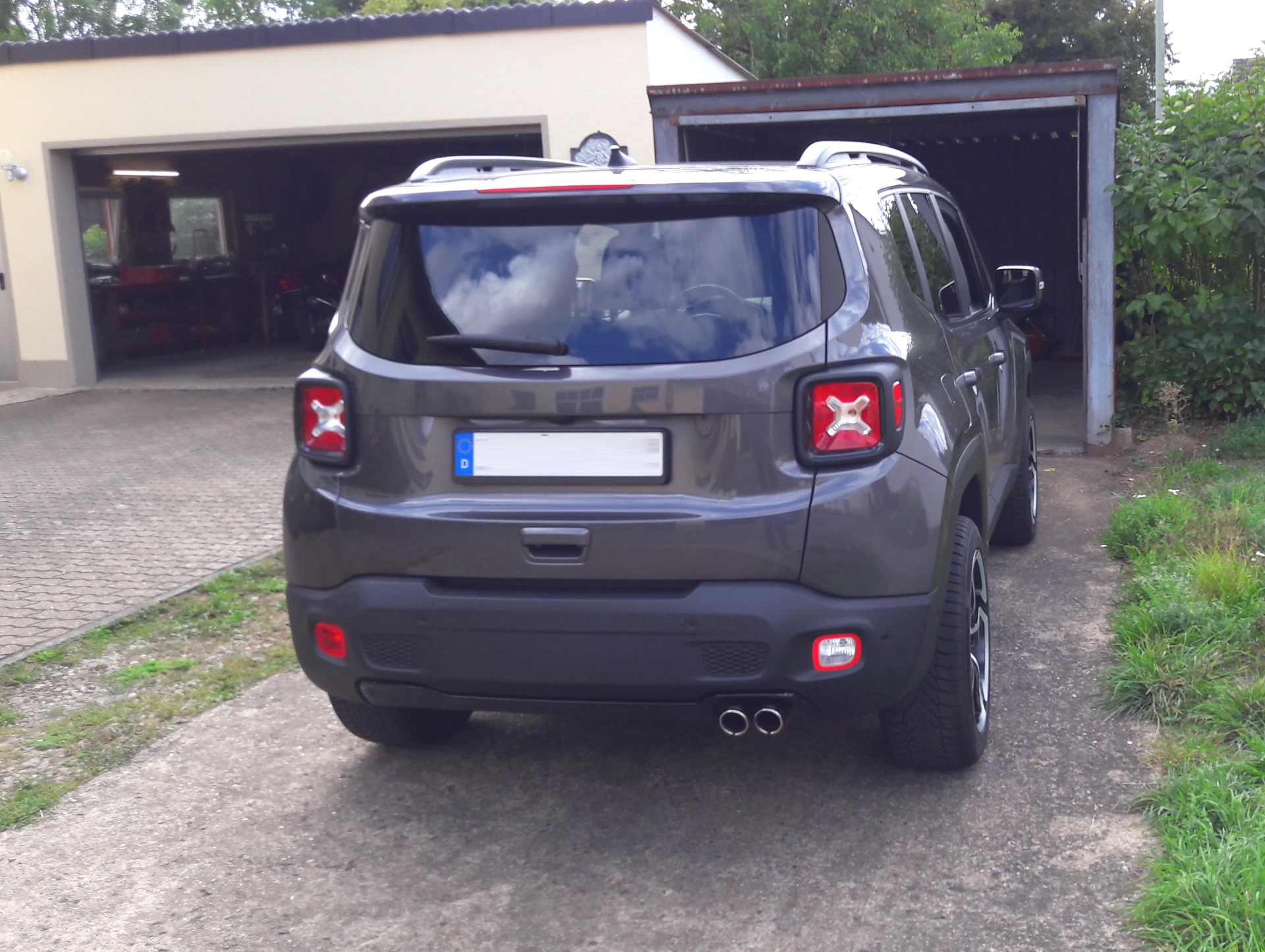 Neuer ESD mit Originaloptik der alten Modelljahre (2x70mm rund, eingerollt, abgeschrägt u. versetzt - mit Absorber)