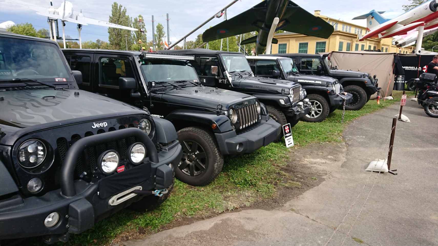 Jeeps der Umbrella Corporation :P
