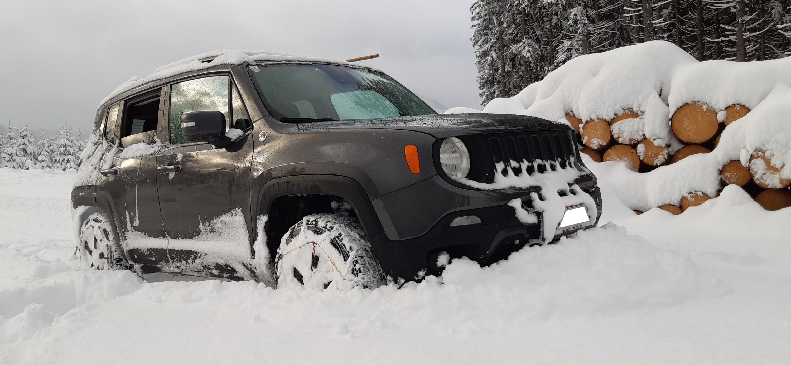 Trailhawk - Arbeitstier im Schnee