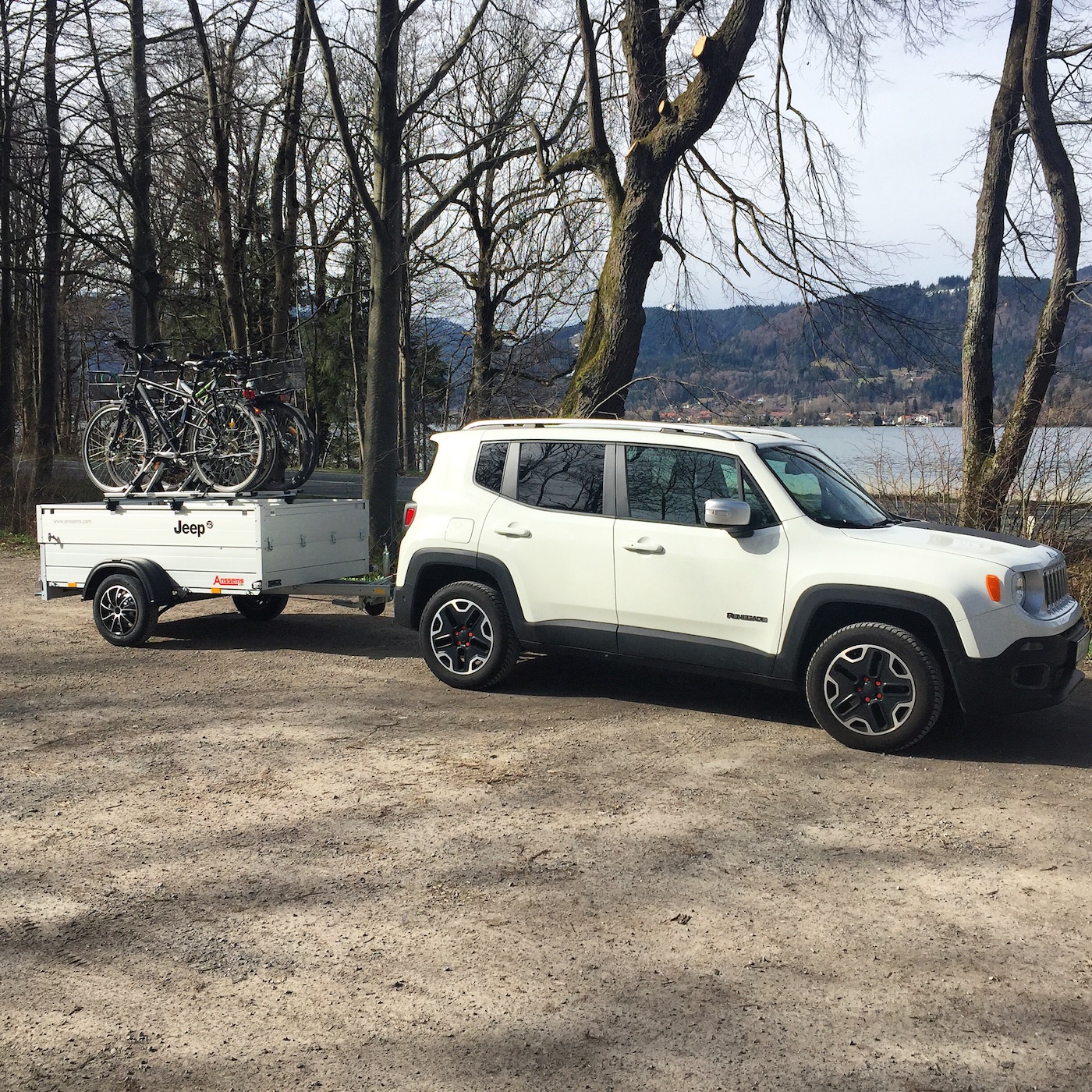 Mein Renegade mit Anhänger