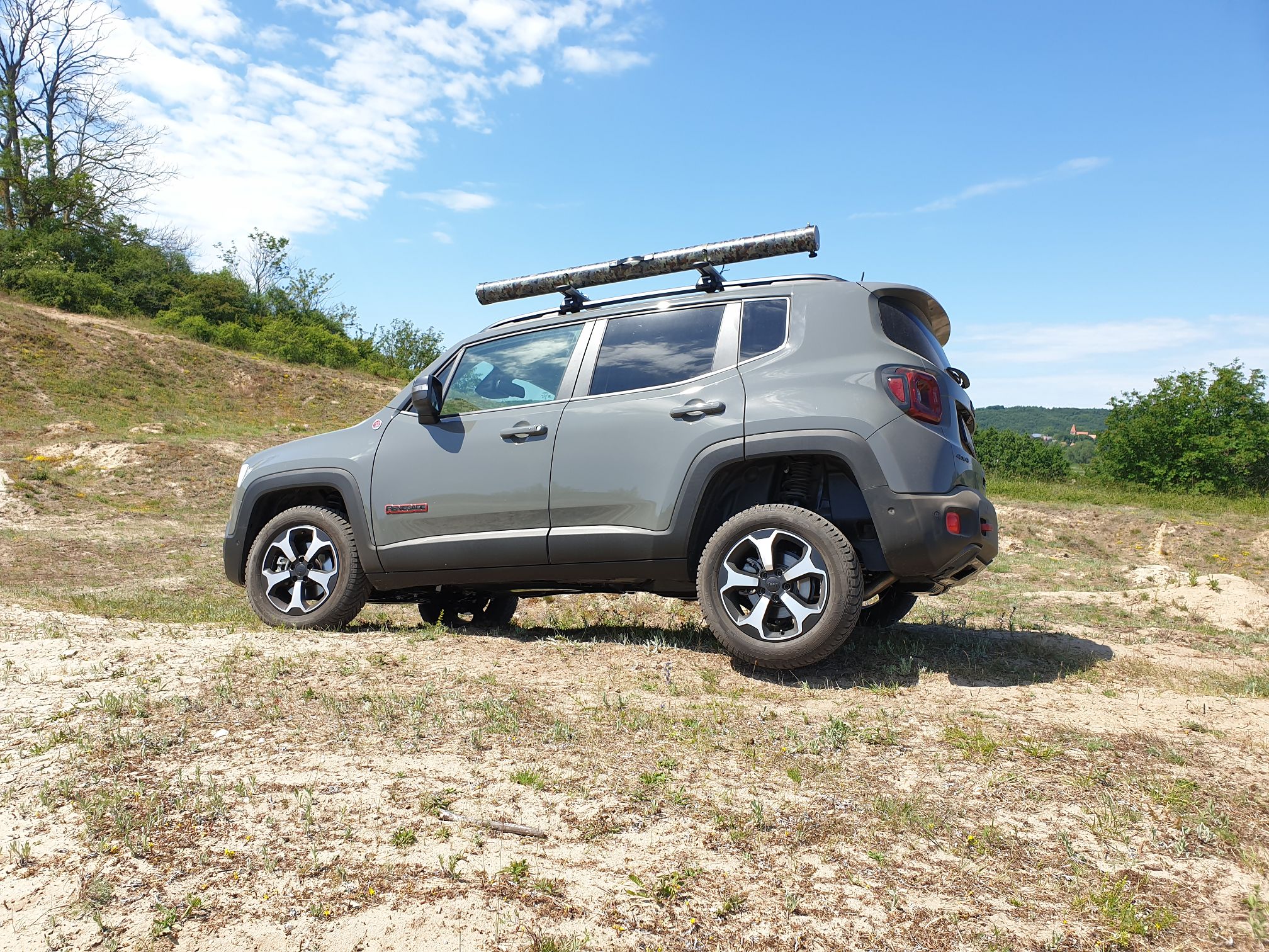 Spielen in einer Sandgrube auf Rügen .....