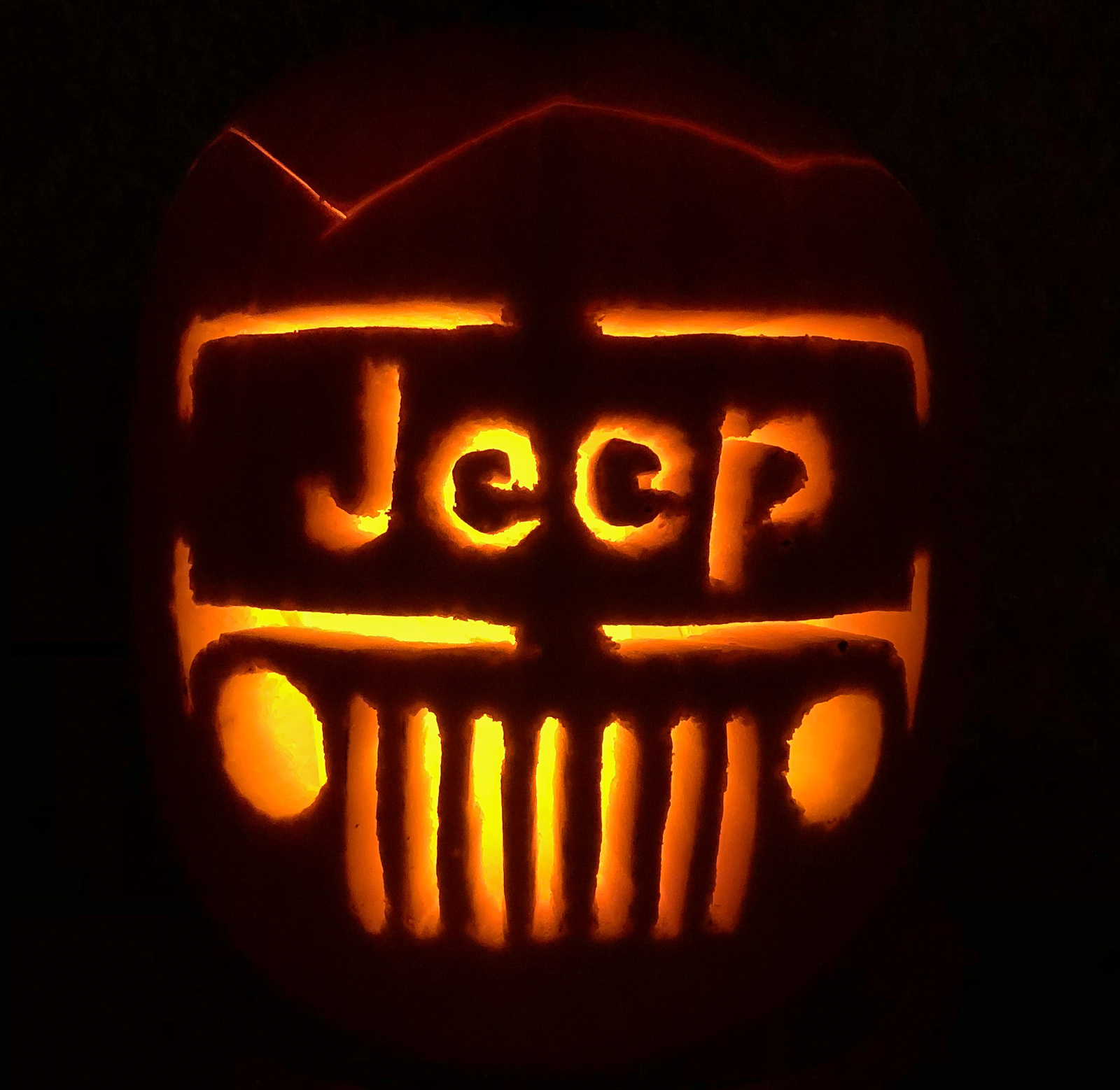 Jeep Halloween-Kürbis