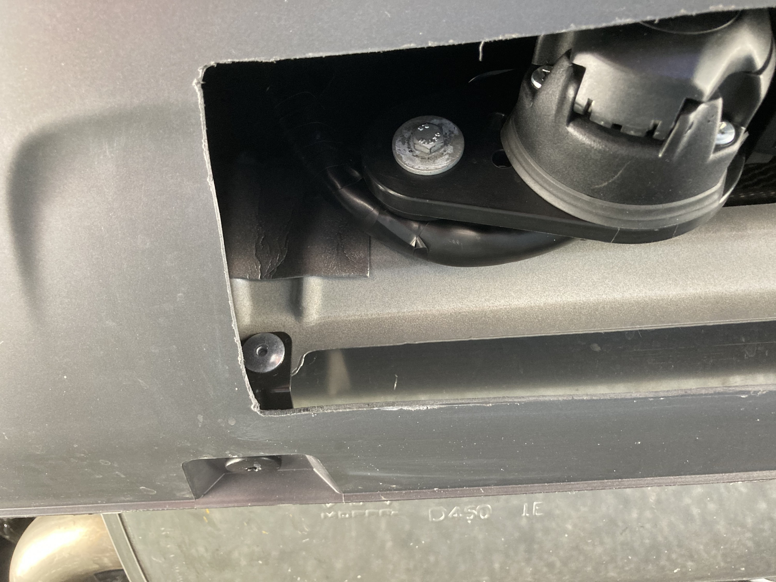 Anhängerkupplung Pfusch bei Jeep