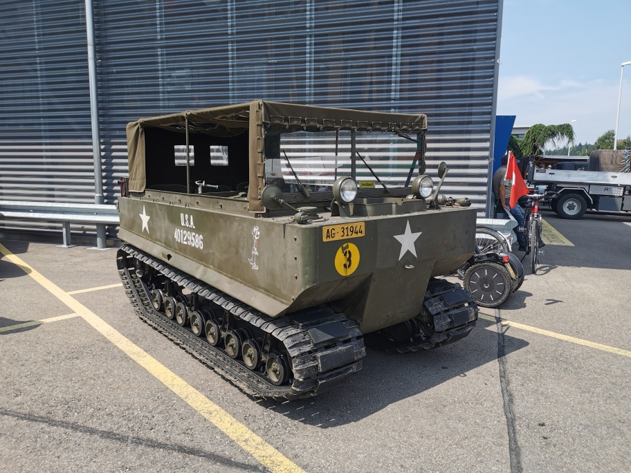 kleines Oldtimertreffen bei uns