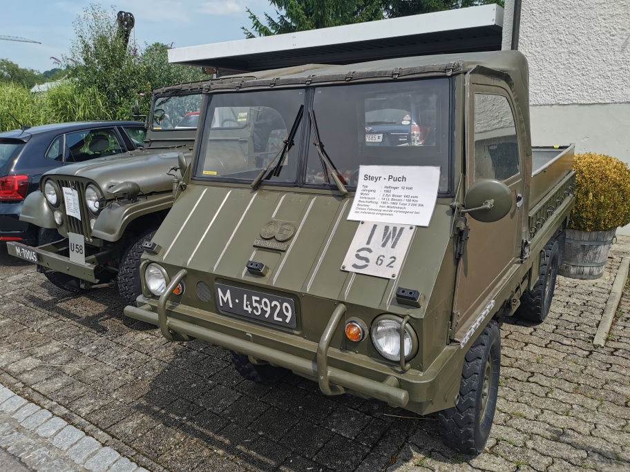 kleines Oldtimertreffen bei uns