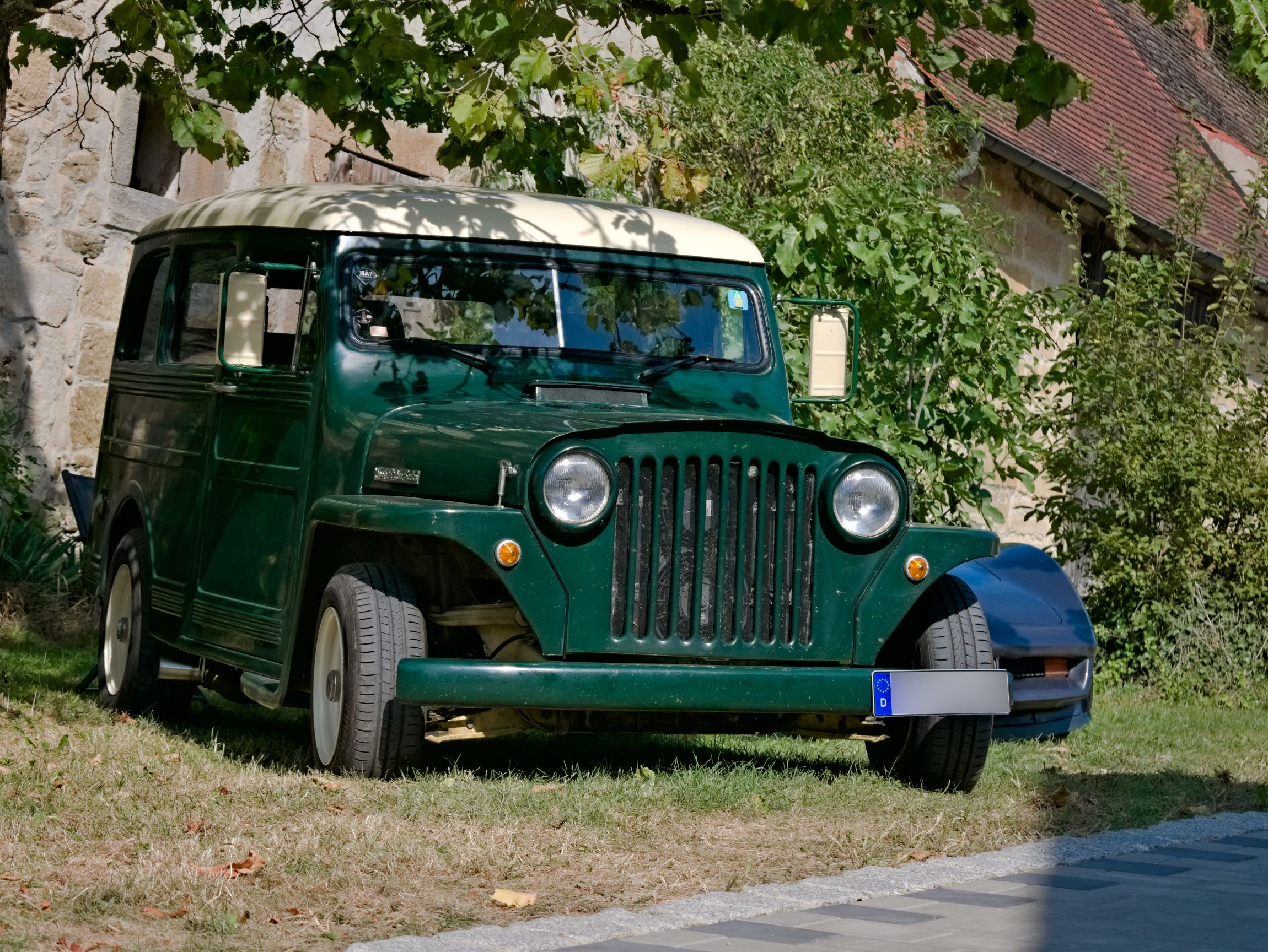 Jeep Jeepster - Gut Leimershof (Breitengüßbach)