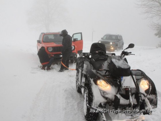 Erfahrungen mi 4 Trailhawks im Schnee: Renegade Stammtisch