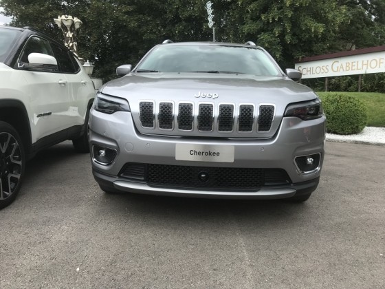 Der neue Cherokee vom FCA Team am Camp Jeep 2018