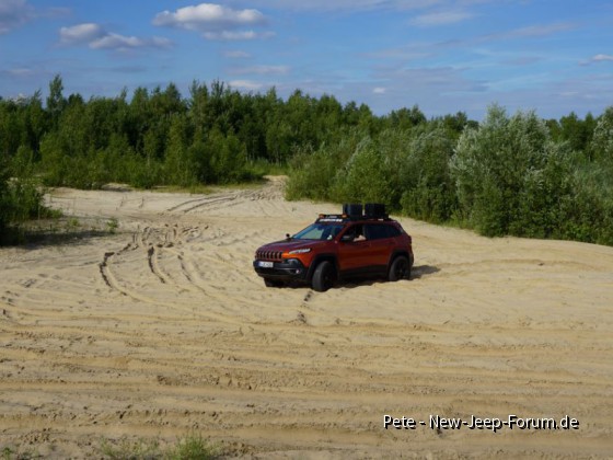 4 Peters p.11 Cherokee Trailhawk 2