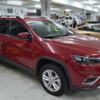 mein Cherokee beim Folierer