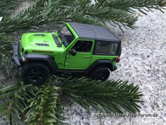 Jeep Wrangler JL Rubicon Mojito von Kinsmart 1:34