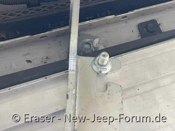 Trittbretter am Grand Cherokee Summit