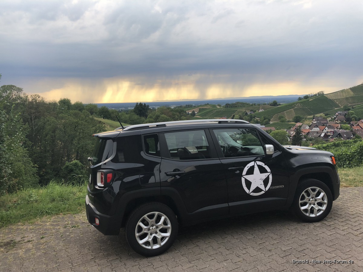 Nun auch mit Stern auf der Tür.