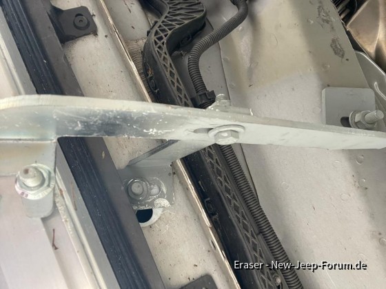 Trittbretter am Grand Cherokee Summit