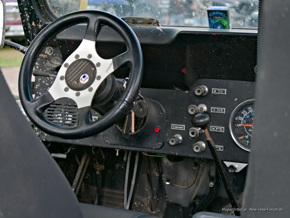 Jeep Clevercreek Rednecks