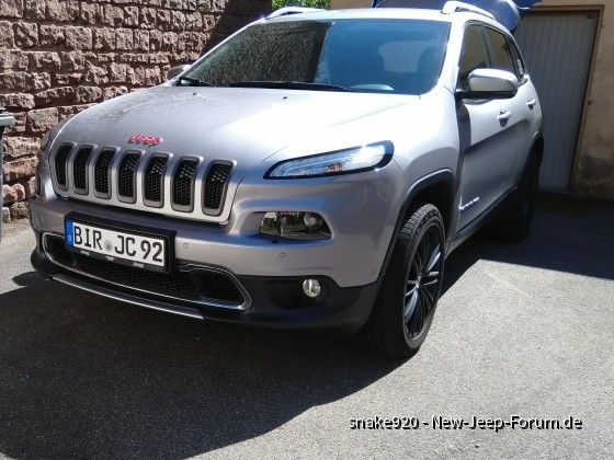 Trailhawk Grill 1 Chrom Deleted!