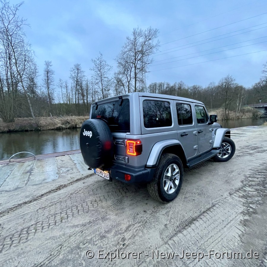 Jeep®  Wrangler Unlimited 2.2 CRD Sahara