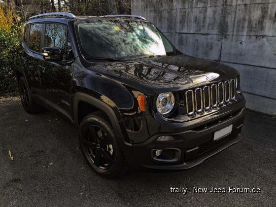 Renegade 4x4 Limited, schwarze Winterfelgen