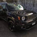 Renegade 4x4 Limited, schwarze Winterfelgen
