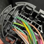 Oxidierte Türkontakte am Compass