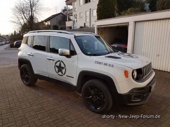 Mein cooler Jeep! Ich habe einiges verändert, es fehlen noch schwarze Spiegelkappen!