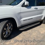 Trittbretter am Grand Cherokee Summit