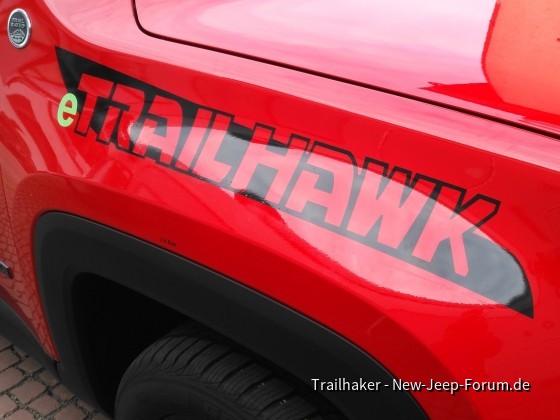 eTRAILHAWK