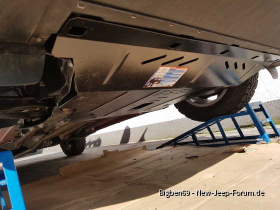 Renegade Unterfahrschutz Stahl