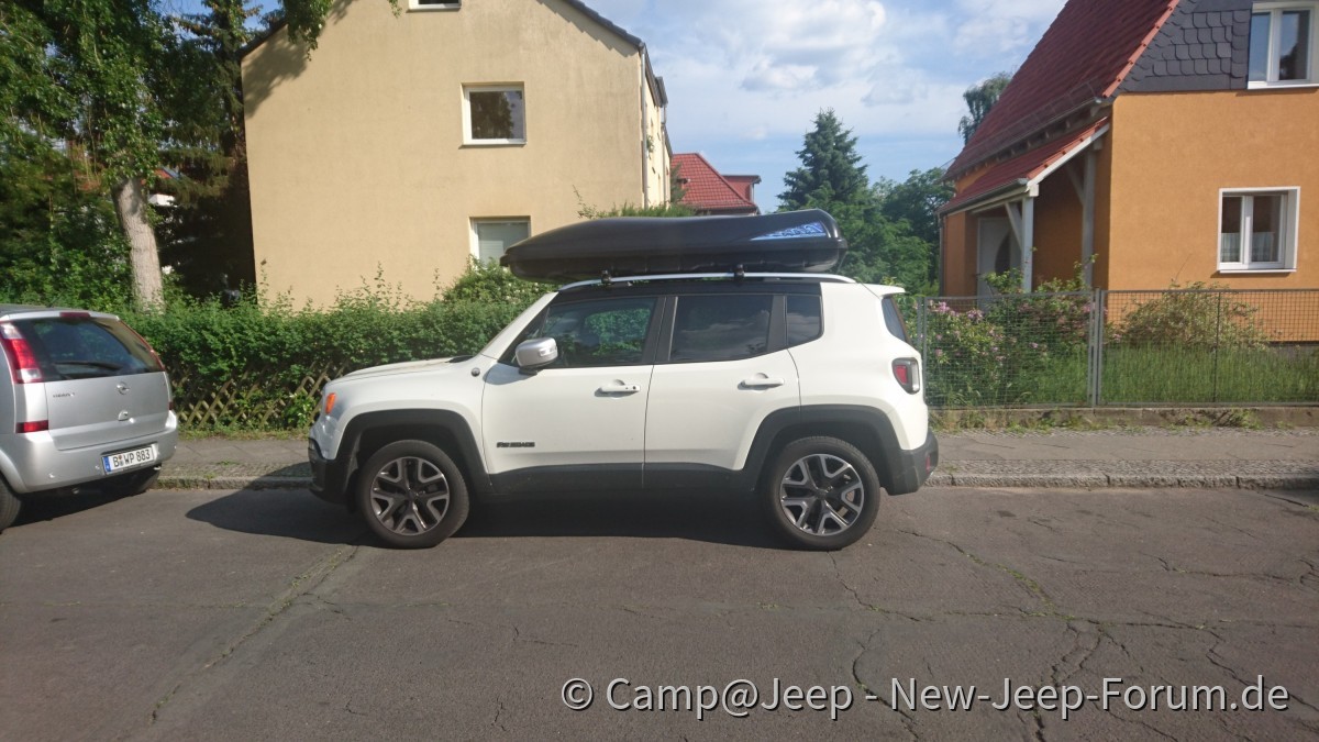 Reni mit 950l-Dachbox