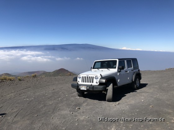 Jeep auf 4200m